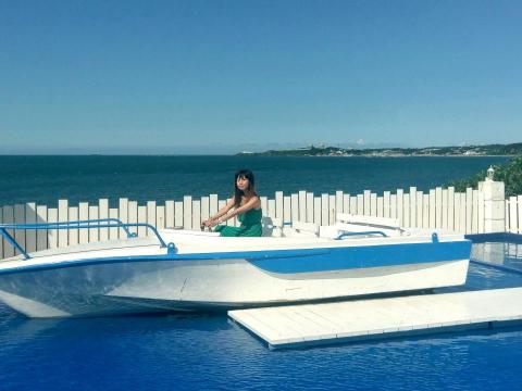 打字.P圖.部落格小棧 - P掉後面醜醜的柱子還有P掉左邊的人