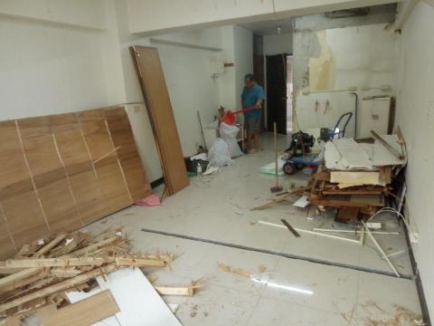 澄夏室內設計 - 舊有隔間牆拆除