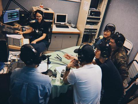 Doris Huang - 電台節目採嘉賓「三十萬年老虎鉗」