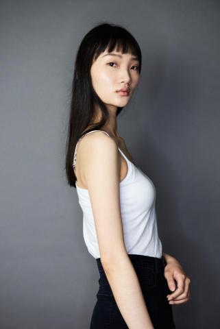 RUEI - 廠商：風暴模特兒經紀公司
拍攝內容：model卡拍攝