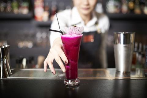 RUEI - 廠商：橘色涮涮屋、新光三越A9
拍攝內容：橘色涮涮屋餐前酒，精緻調酒