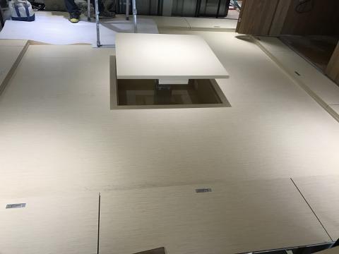 超躍企業有限公司 - 