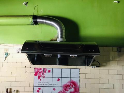 安羽實業有限公司 - 屏東客戶更換櫻花抽油煙機