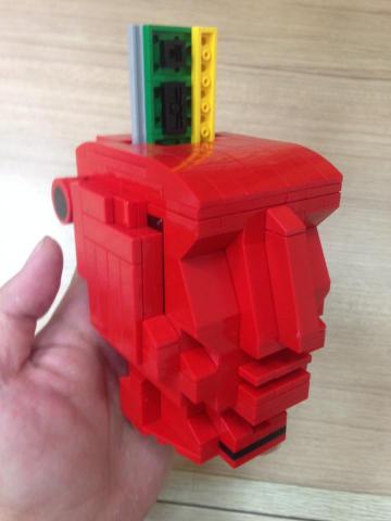 B&W 樂高創意工作室 Lego Design Studio  - KINGSTON全球最大記憶體產品獨立製造商
有機會合作透過樂高創意做結合
不但用樂高做出了實體可愛版的金士頓
更加入了貴公司的元素
裡面放了一個小小工作室
一個小小樂高設計師努力的製作更棒的記憶體
不但只是創作一個LOGO
而是把它加入創意的元素並注入生命