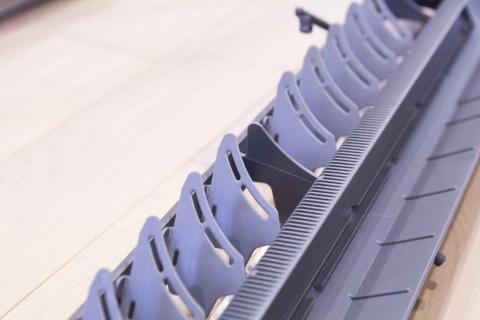 歐樂潔居家清潔 - 清洗接水盤跟風向導片，避免累多灰塵累積到排水管造成堵住漏水的問題