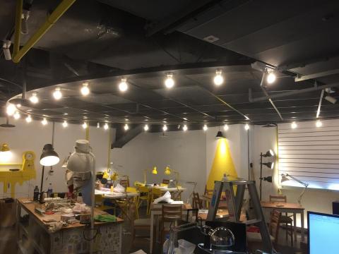 一心水電空調 - 小巨蛋內公司燈飾工程