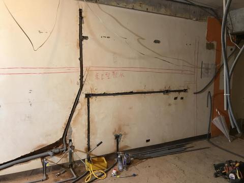 真工夫水電工程 - 民權東路飲料店配置電管跟水管