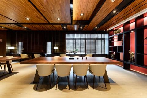 台灣柏林室內設計工作室 - 公設/新東方/新成屋/200坪