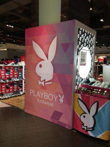 華印廣告科技有限公司 - 百貨專櫃大圖輸出, 看板製作