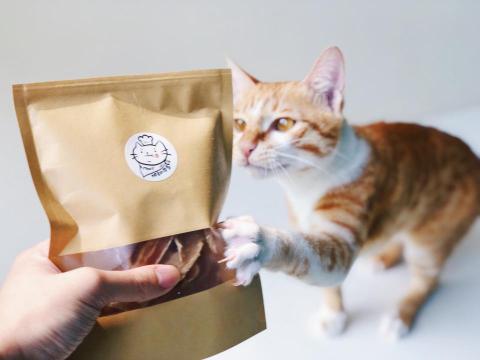 昍隆實業有限公司 - 商品攝影。
客戶：多肉動物。