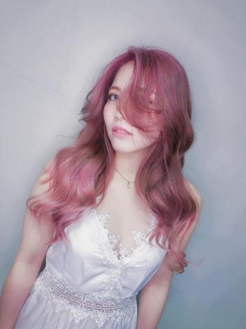 H-Lounge hair髮型設計專家 - https://blog.h-loungehairsalon.com/