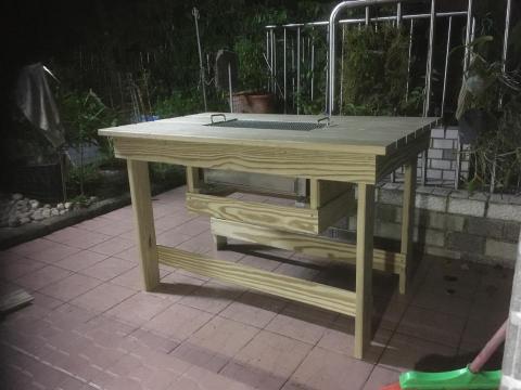 惠藝室內裝潢工作室 - 烤肉桌訂製