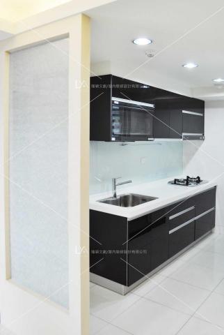 隆穎室內設計 - 系統廚具