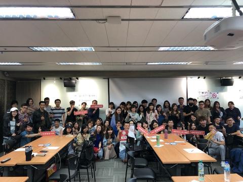 張嘉玲｜甲令｜數位行銷顧問 - 蝦皮大學《台中場》演講