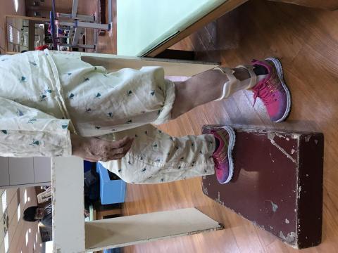 楊詠心（兒童活動訓練/老人運動訓練/核心運動訓練/伴讀家教 - 中風老人運動能力恢復訓練