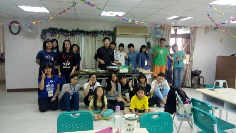 郭丁億 - 生涯發展演講，料理展示教學