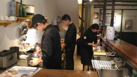 郭丁億 - 餐廳主廚培訓，從不會到會