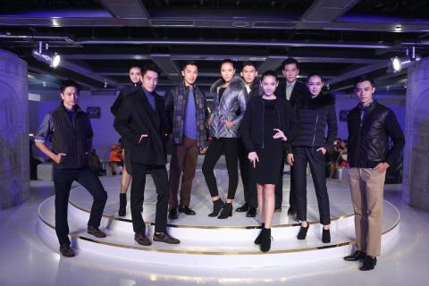 米蘭達造型事務所 - 擅長打造不同的個性美
不管是商業作品還是新娘婚禮上都能為客戶妝點出獨樹一格的美麗
近18年造型經歷
各大國際精品fashion show妝髮
各大國際展會,記者會,活動造型師
作品散見於各大媒體通路
其他詳請請參考關於
歡迎造型相關工作洽詢 米蘭達造型事務所 - 擅長打造不同的個性美
不管是商業作品還是新娘婚禮上都能為客戶妝點出獨樹一格的美麗
近18年造型經歷
各大國際精品fashion show妝髮
各大國際展會,記者會,活動造型師
作品散見於各大媒體通路
其他詳請請參考關於
歡迎造型相關工作洽詢