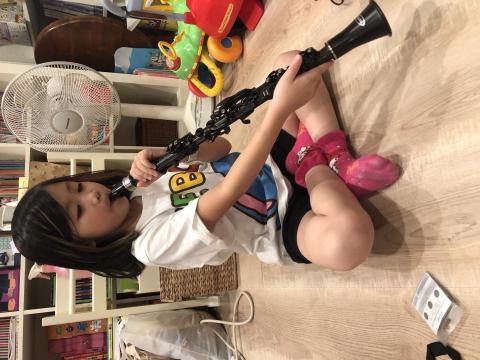 音樂家教 - 妹妹豎笛學習(小二 音樂家教 - 妹妹豎笛學習(小二
