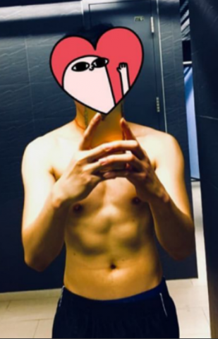 Jason You - 身高178.體重70左右 沒有刻意減脂就是目前的身材 不是健美健力選手練健康精壯就好了。
