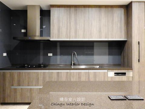 晴谷室內設計有限公司 - 林口康宅廚房系統櫃及人造石中島吧台