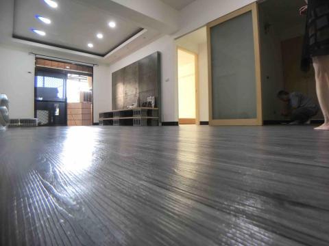 榆辰窗簾地板壁紙室內裝璜統包工程 - 0988-718098