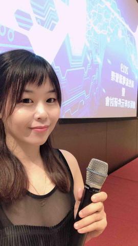 活動女王主持整合服務：全台及海外服務 - 高科技研討會活動主持