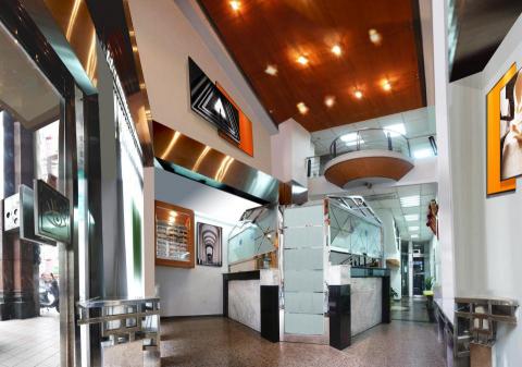 亦樺室內裝修設計工作室.京美興業有限公司 - 工業風-眼科診所~候診室