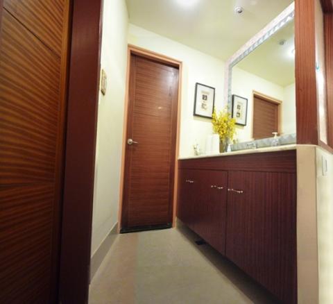 亦樺室內裝修設計工作室.京美興業有限公司 - 新古典風-賴公館~浴室