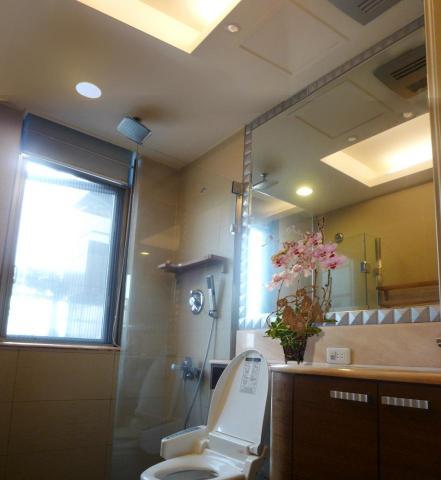 亦樺室內裝修設計工作室.京美興業有限公司 - 現代輕奢華風 -林公館~浴室