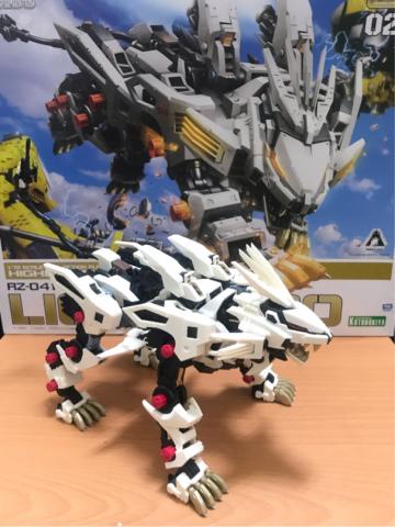 越彩珠寶、模型工作室 - 模型代工:長牙獅0式。完成圖 越彩珠寶、模型工作室 - 模型代工:長牙獅0式。完成圖