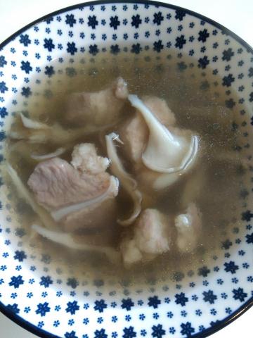 Sophie廚坊 - 菇菇排骨湯