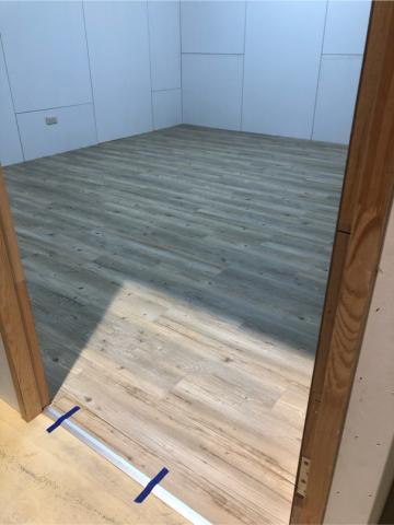 文藝窗簾、地板工程 - Pvc地板