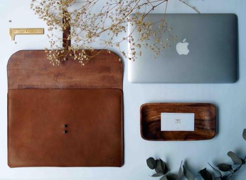 王容之 - 皮革筆電包
