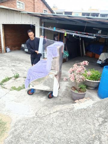 白浪岸搬家 - 回頭車載運包裝服務