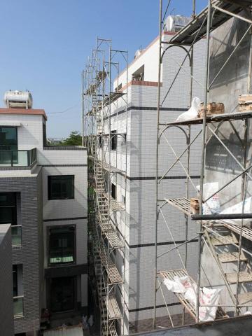 富利發有限公司 - 28棟外牆貼磚