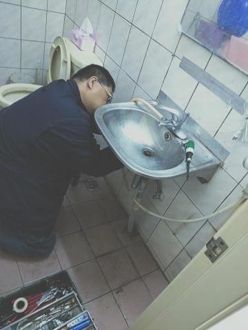 佳益家事家事服務部 - 水電部門 洗臉台漏水處理