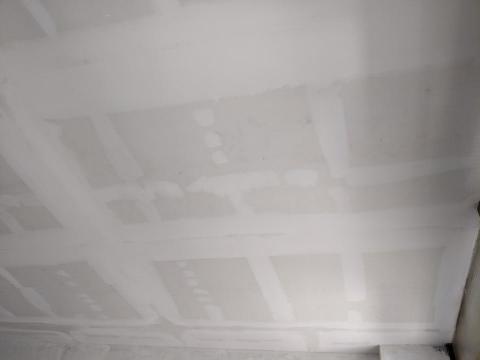 三合順防水油漆塗裝裝修工程 - 接縫批土整平完成面