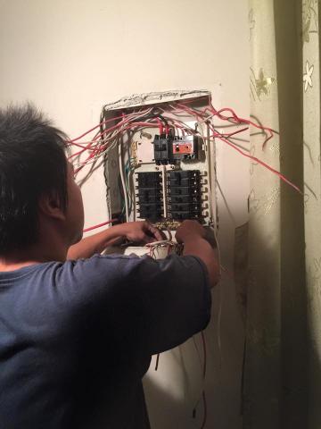 李逸羣 - 舊線路汰換電盤結線