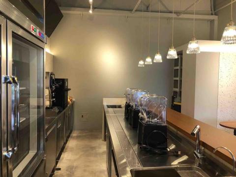 承霖事業有限公司 - 飲品店完工照