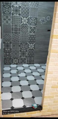 楊侑城 - 浴室花磚