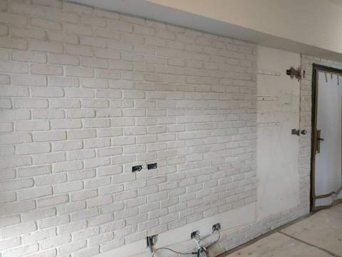 楊侑城 - 電視牆二丁掛