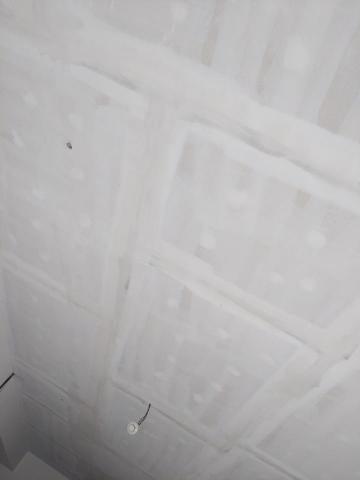 三合順防水油漆塗裝裝修工程 - 輕隔間天花板面全面批土毛細孔補平