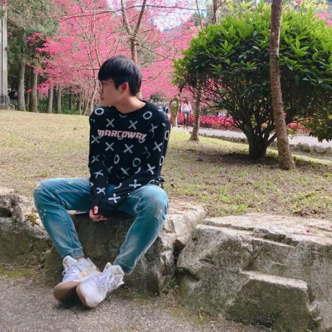 提供Android App修改服務的專家NoIdea