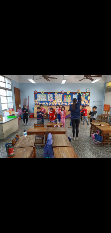 無 - 土城國小實習老師跳舞教學