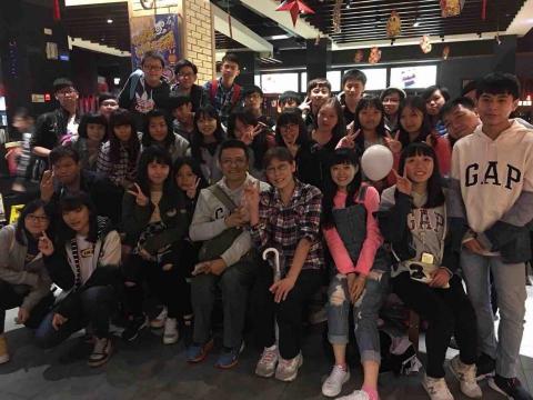 數學家教 - 和學生們聚餐