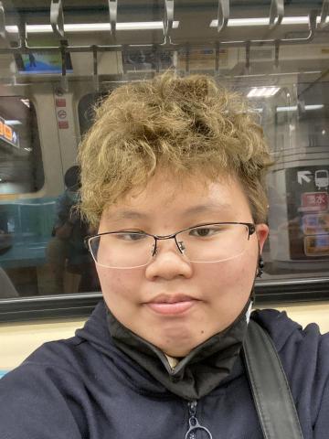 提供27服務的專家陳詠晴