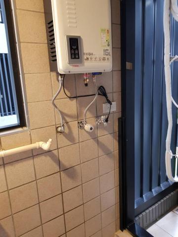 宅修網有限公司 - 安裝熱水器