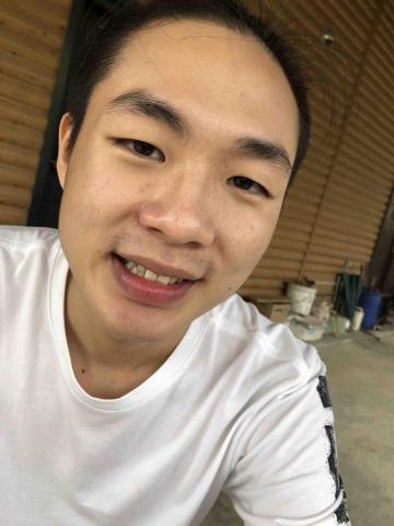 提供服飾服務的專家王士源