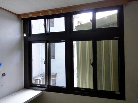 閎富鋁業有限公司 - 